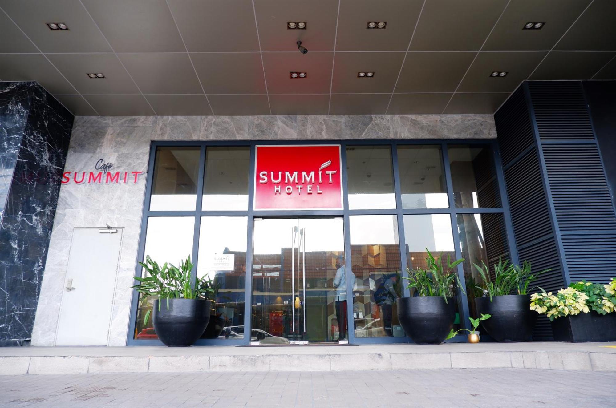 Summit Hotel Greenhills Quezón by Eksteriør bilde