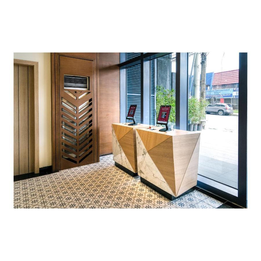 Summit Hotel Greenhills Quezón by Eksteriør bilde