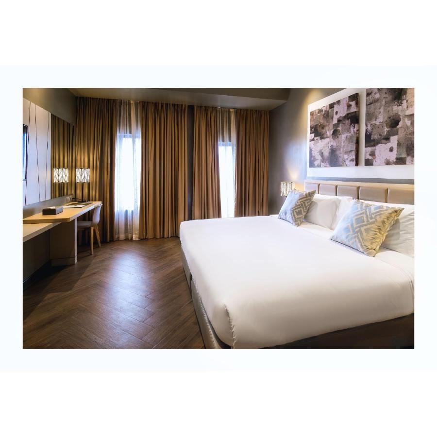 Summit Hotel Greenhills Quezón by Eksteriør bilde
